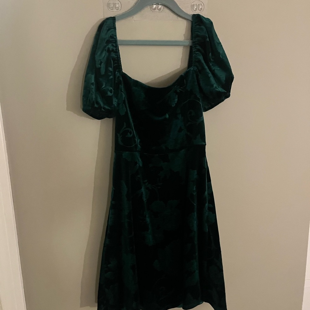 Altar'd State Emerald Velvet Midi Dress